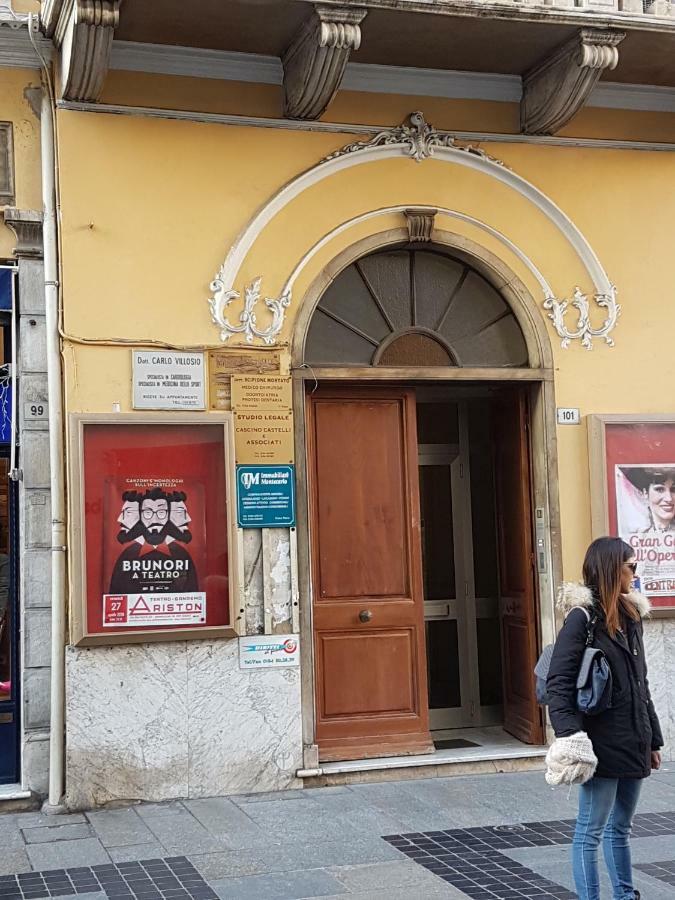 Appartamento Via Matteotti 산레모 외부 사진